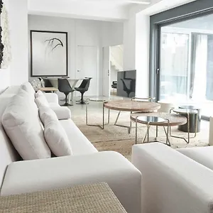 https://maestranza-modern-y-luxury.es-andalucia.com